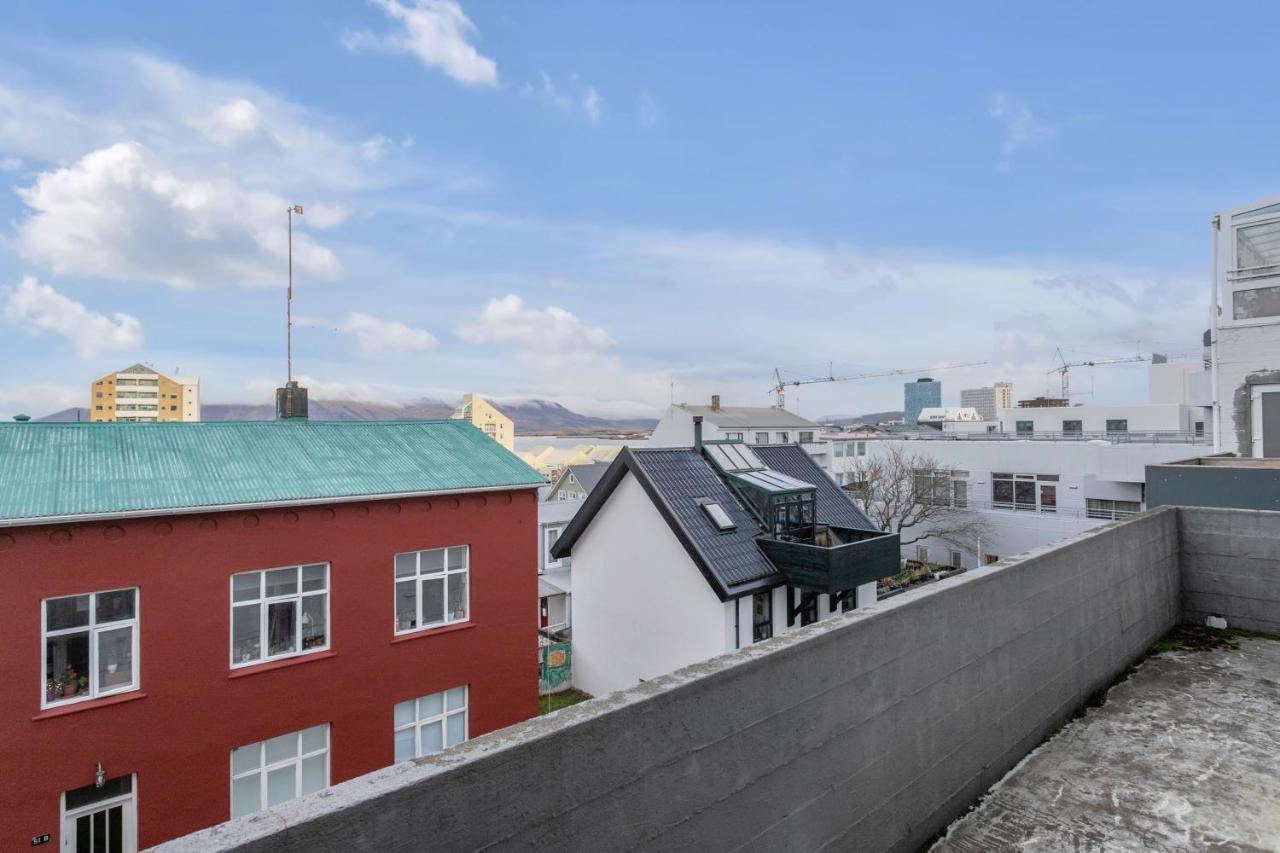 Penthouse Apt On The Shopping Street-Free Parking Reykjavik Luaran gambar