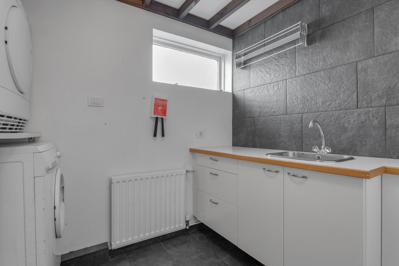 Penthouse Apt On The Shopping Street-Free Parking Reykjavik Luaran gambar