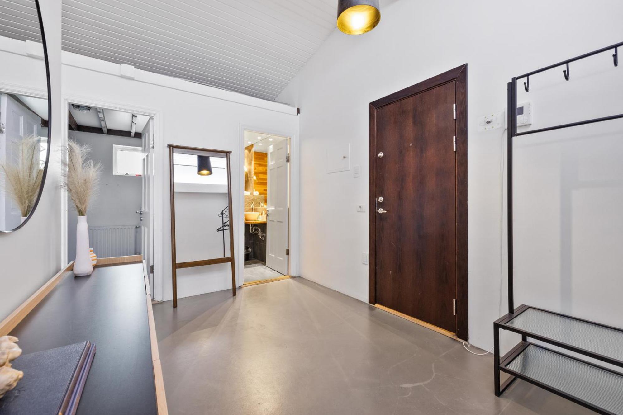 Penthouse Apt On The Shopping Street-Free Parking Reykjavik Luaran gambar